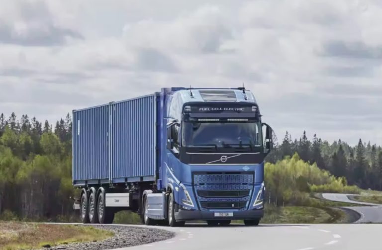 Volvo Trucks To Begin Customer Testing Of Fuel Cell Trucks In 2025 ...