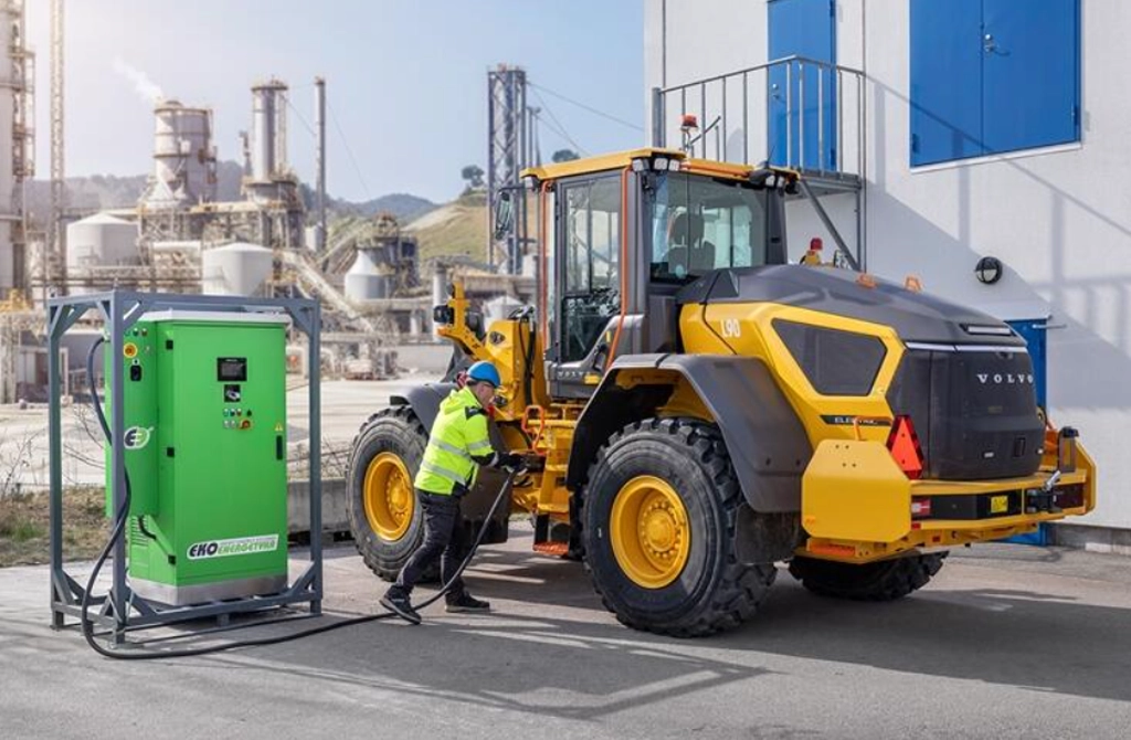 Volvo CE Unveils Expanded Fleet Of Mid-Size Electric Machines