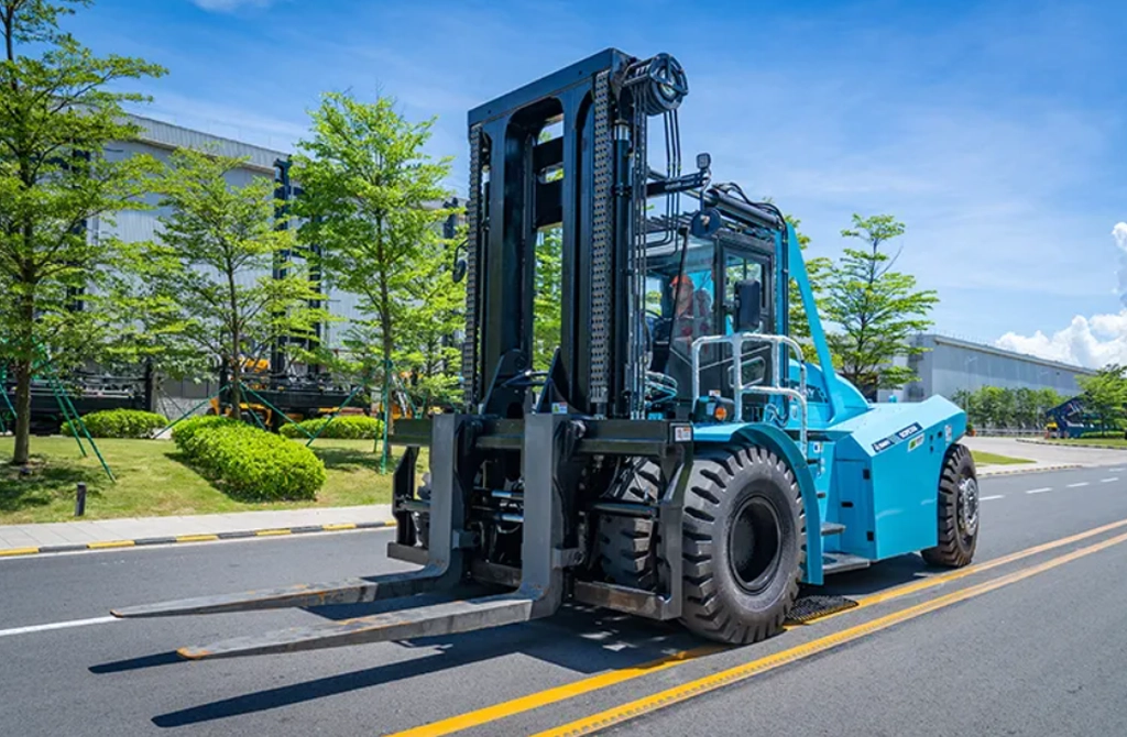 SANY Launches The 35-Ton Electric Forklift Truck