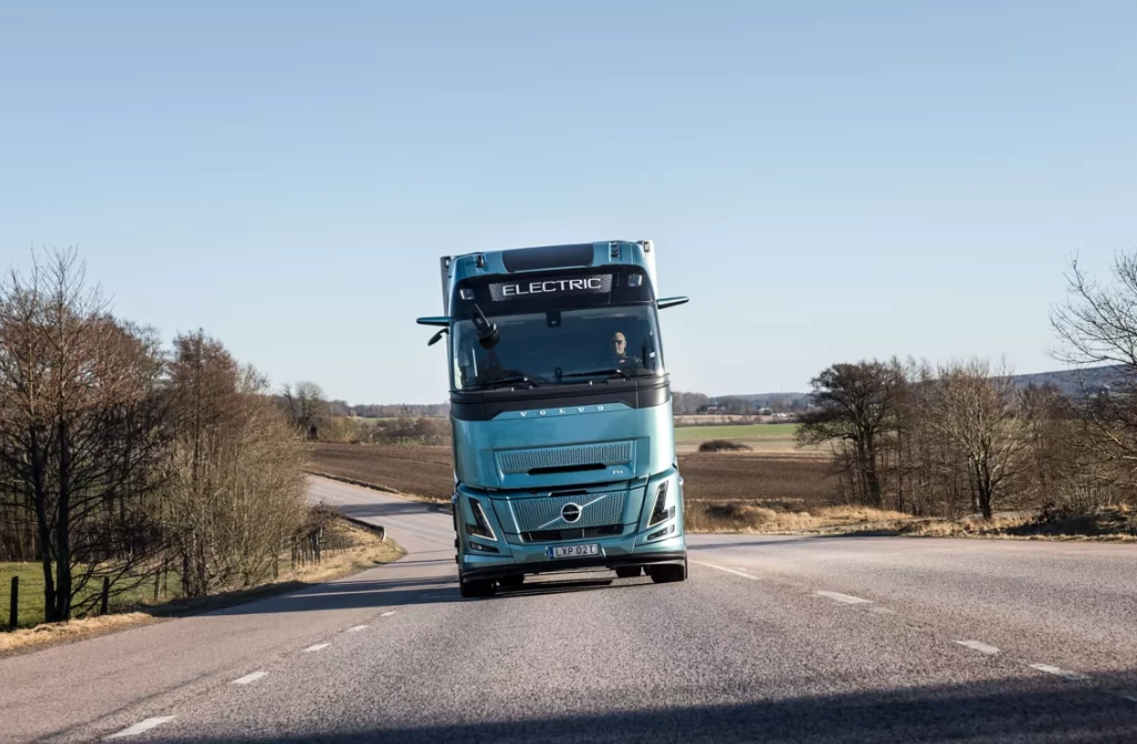 Volvo Receives Order For 300 Electric Trucks From DSV