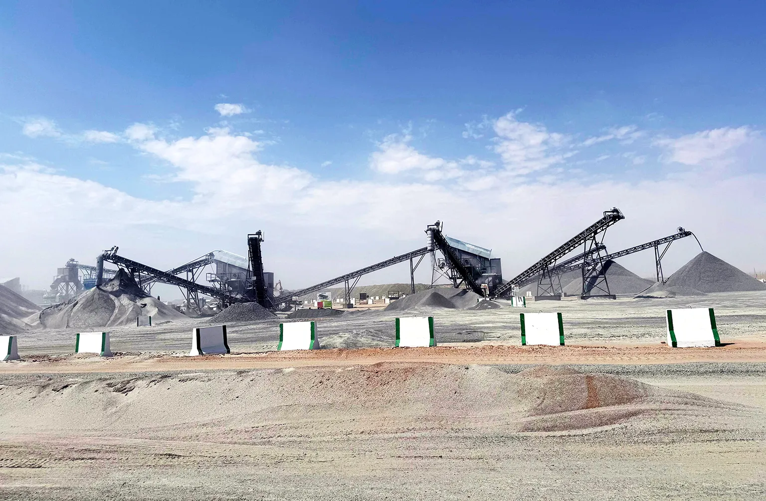 Empowering NEOM’s Growth: Saleh Abdulaziz Al Rashed & Sons Company Constructs Advanced Rock-Crushing Facility_2